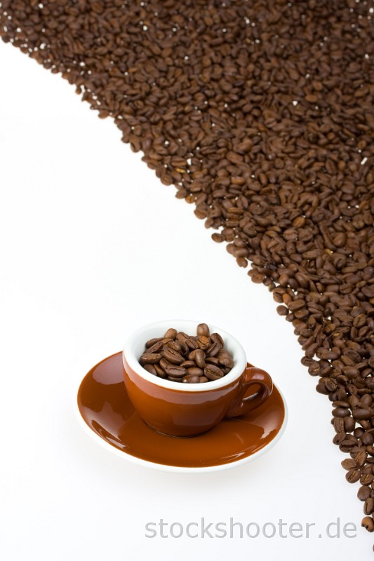 IMG_2132_espresso.jpg - espresso cup and coffee beans on white background