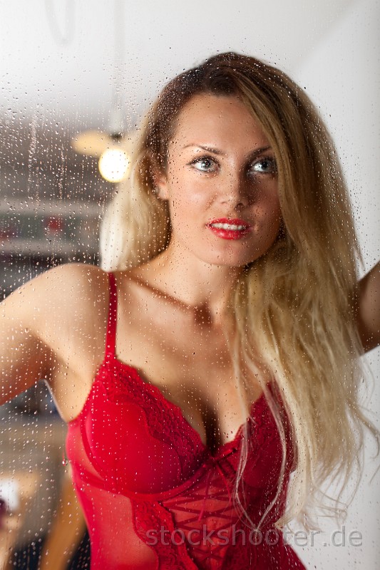 _MG_7532_rainyday.jpg - woman in lingerie seen through a window